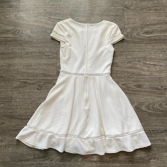 Jodi Kristopher Dress Juniors Size 3 White Short Sleeve Skater A Line Mini - Picture 4 of 6
